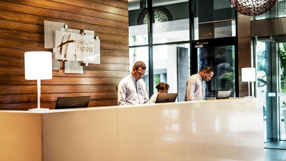 Holiday Inn Express Port Moresby Exterior