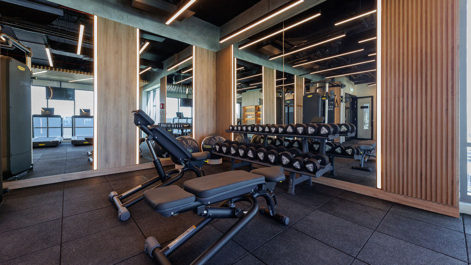 Holiday Inn Dubai Village Circl Health Club