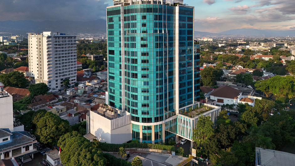 Crowne Plaza Bandung Exterior