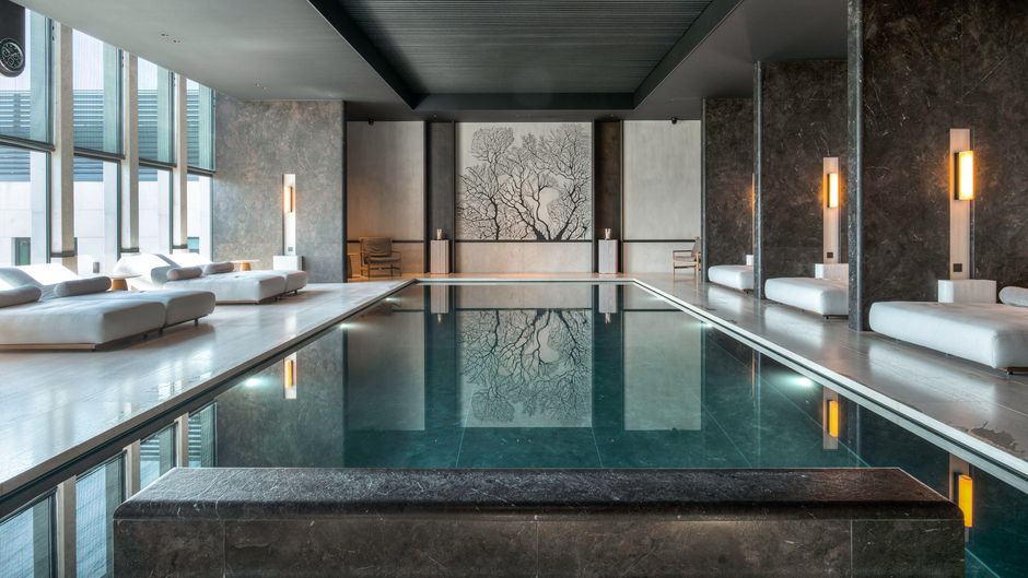 Hotel la Reserve Pool