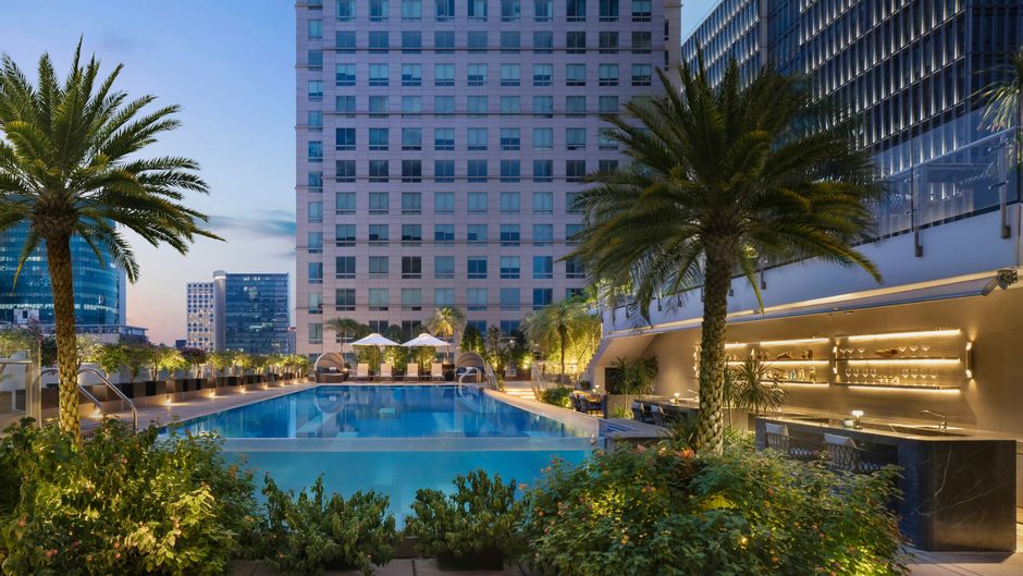 JW Marriott Hotel & Suites Saigon Pool