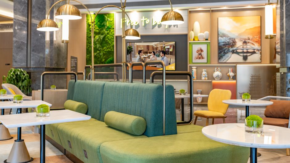 Home2 Suites Zhangjiajie Tianmen Mtn Lobby