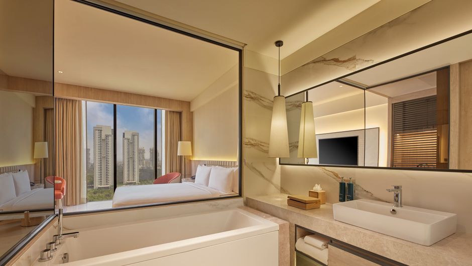 Hilton Gurugram Baani City Centre Room