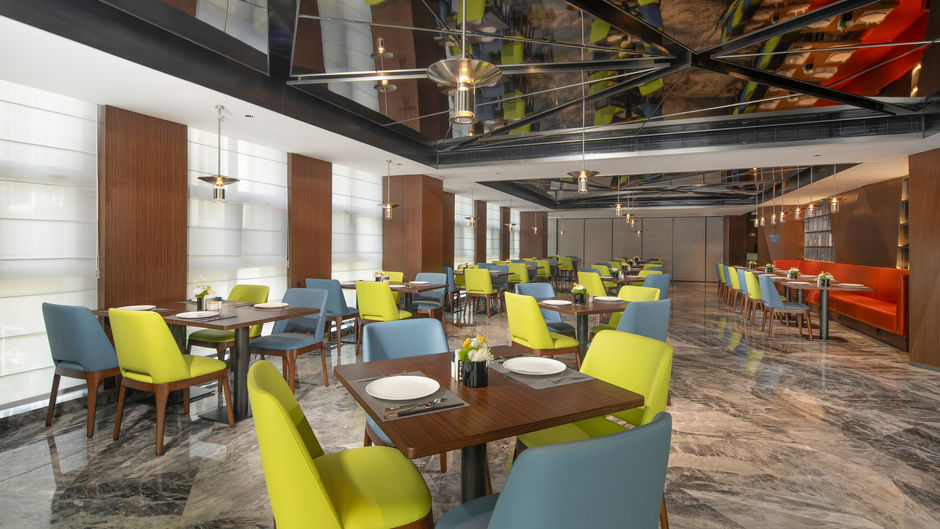 Hampton Xining Haihu Restaurant