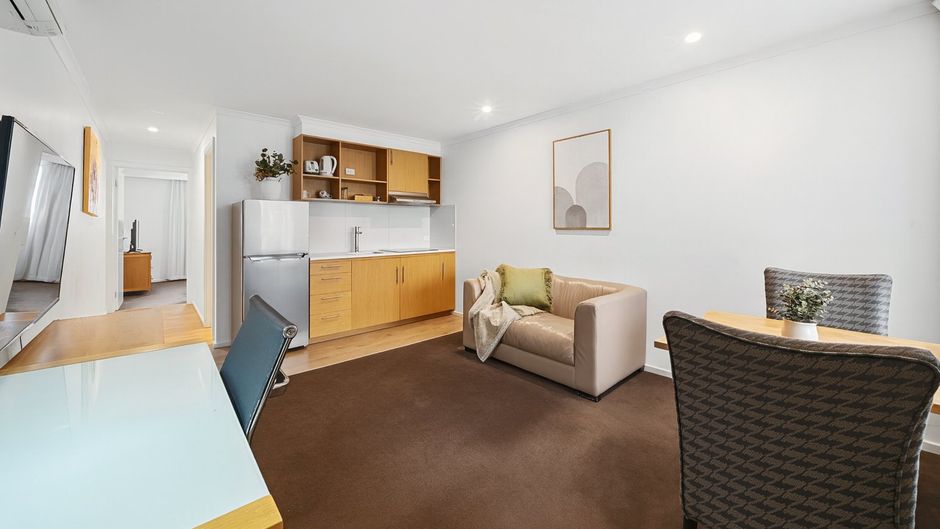 New Crossing Place Motel Room
