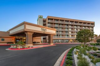 Holiday Inn Oxnard North