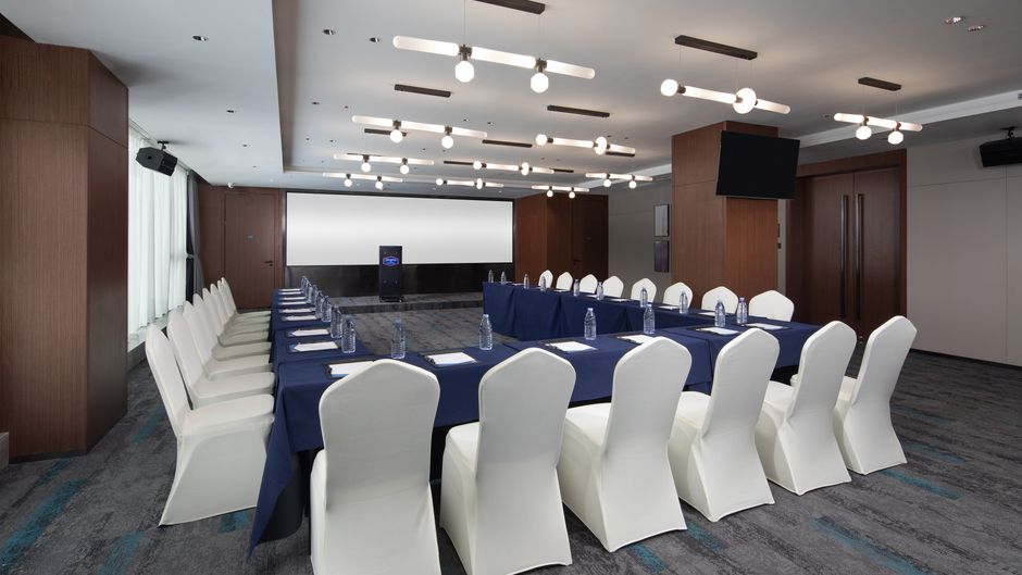 Hampton Hilton Yongcheng Meeting
