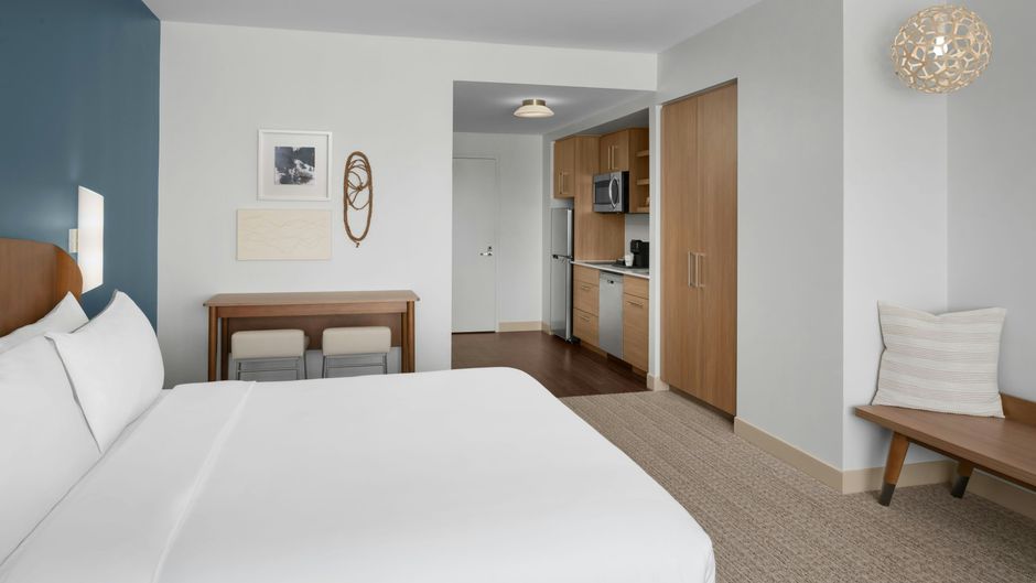 Element Calgary Downtown Suite