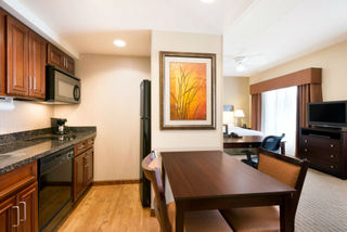 Homewood Suites by Hilton