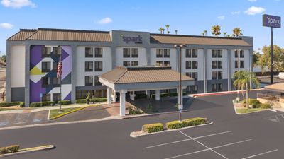 Spark by Hilton Bakersfield Central