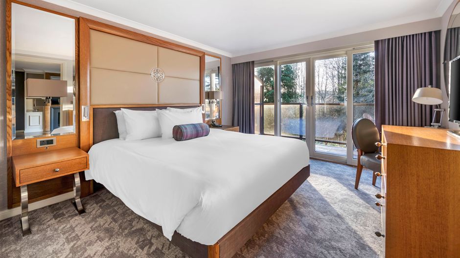 Darroch Learg Hotel Room