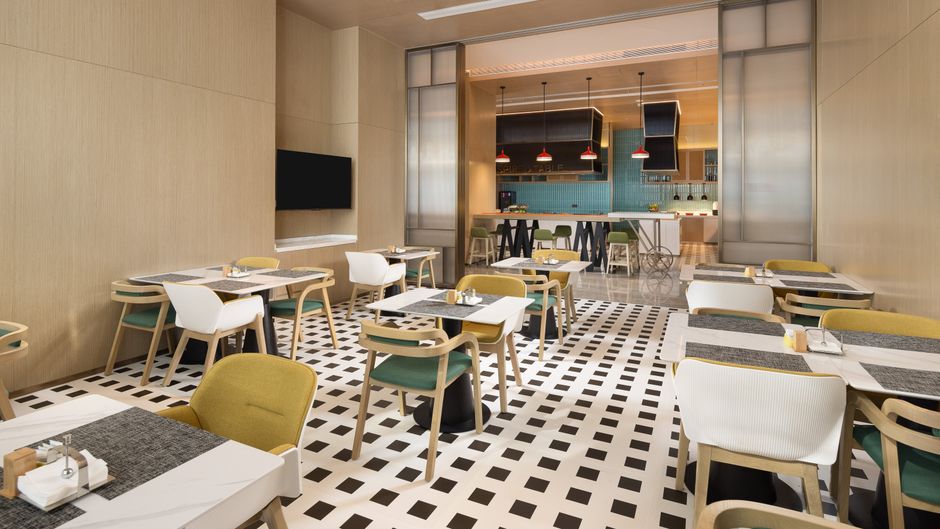 Home2 Suites Kunming Xishan Restaurant