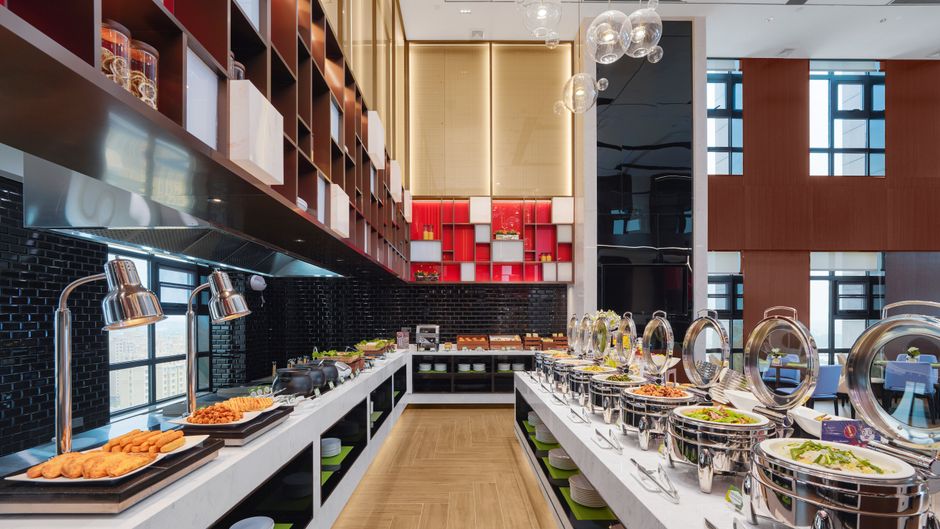 Hampton by Hilton Hebi Railway Station Restaurant