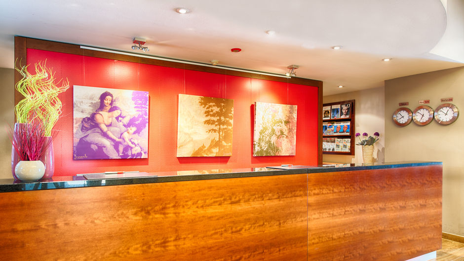 Leonardo Hotel Karlsruhe Lobby