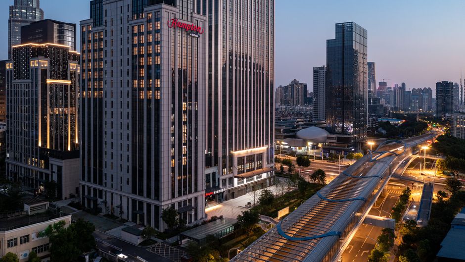 Hampton Wuhan East Lake Chuhe Hanjie Exterior