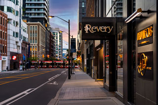 Revery Toronto Downtown Curio Collection