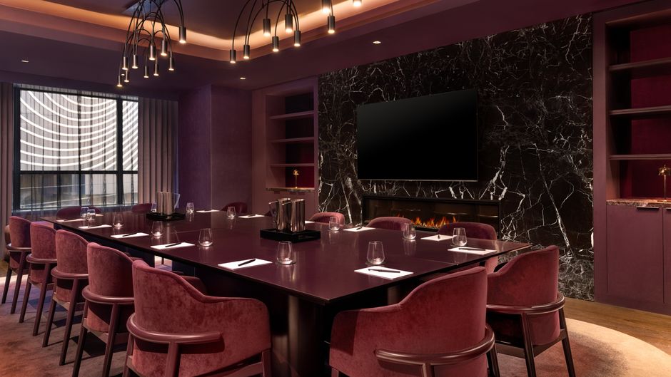 Revery Toronto Downtown Curio Collection Restaurant