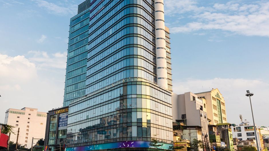 Tru by Hilton Hanoi Station Exterior