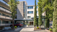 Park Lane Suites & Inn