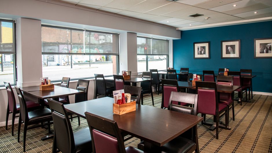 Holiday Inn Express City Ctr Riverside Restaurant