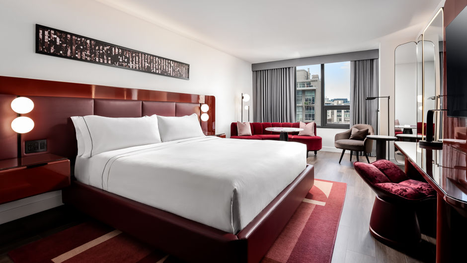 Revery Toronto Downtown Curio Collection Room