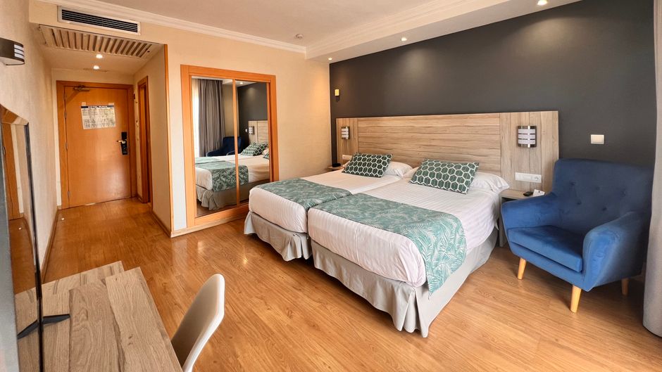 Maya Alicante Room