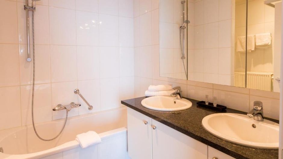 Diamant Suites Room