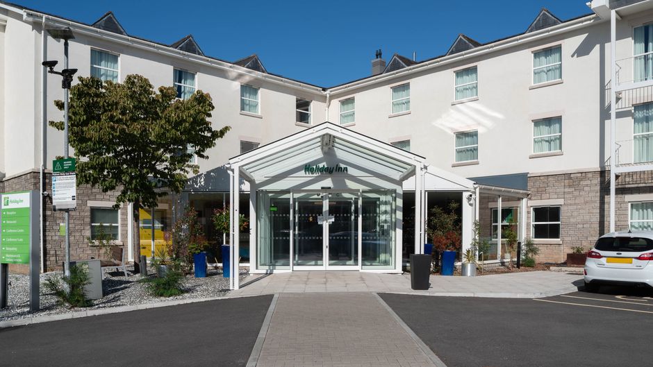 Holiday Inn Bristol Airport Exterior