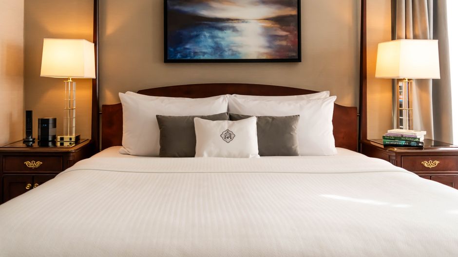 The Magnolia Hotel & Spa Room