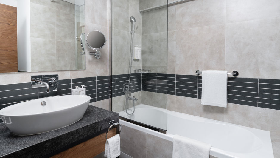 Holiday Inn Dubai Village Circl Room