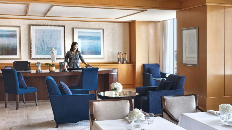 Ritz-Carlton Dubai Intl Finance Center Lobby