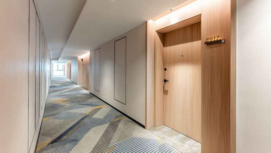 Holiday Inn Exp Jincheng New Distr Lobby