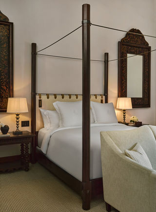 Four Seasons Hotel and Residences