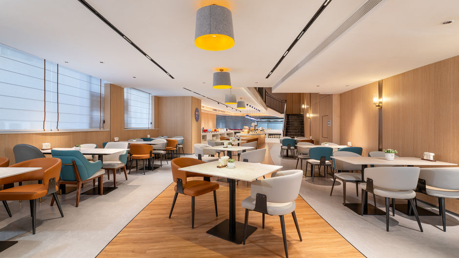 Holiday Inn Exp Kunming Railway Station Restaurant