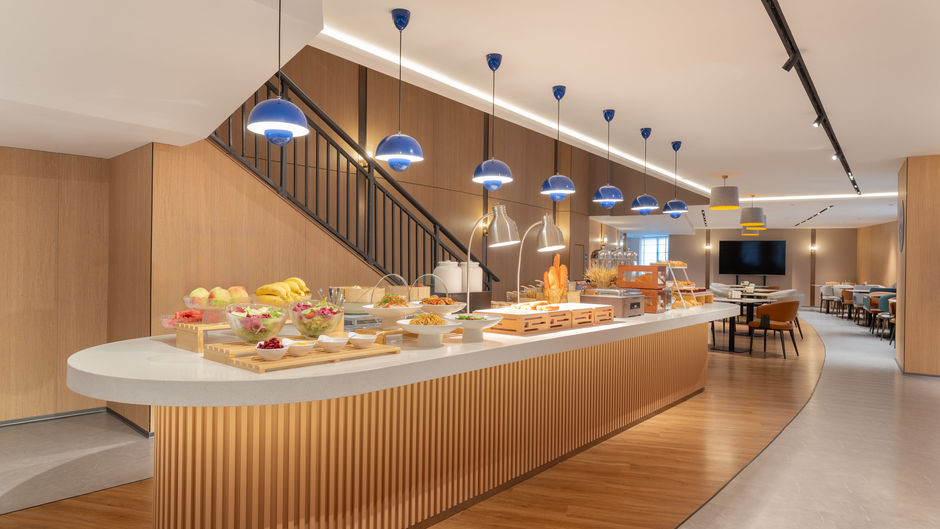 Holiday Inn Exp Kunming Railway Station Restaurant