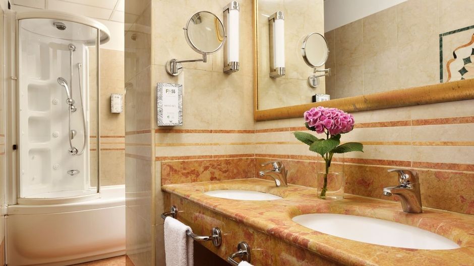 Mediterraneo Grand Hotel Room