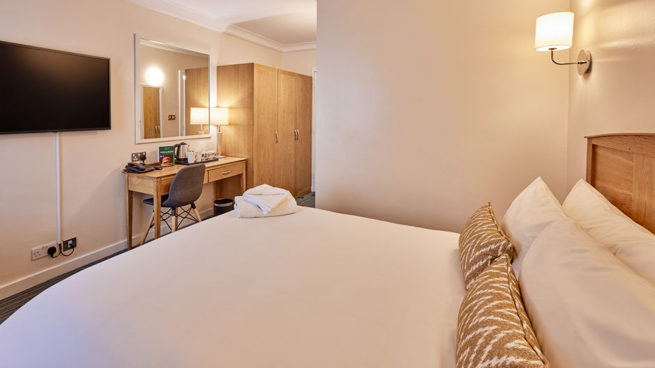 Thistle London Heathrow Terminal 5 Room