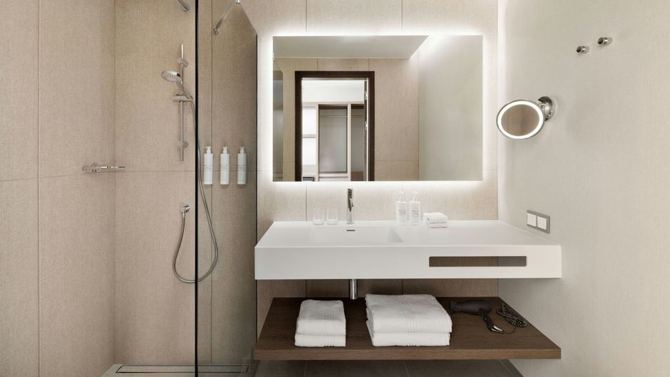 AC Hotel by Marriott Vilnius Room