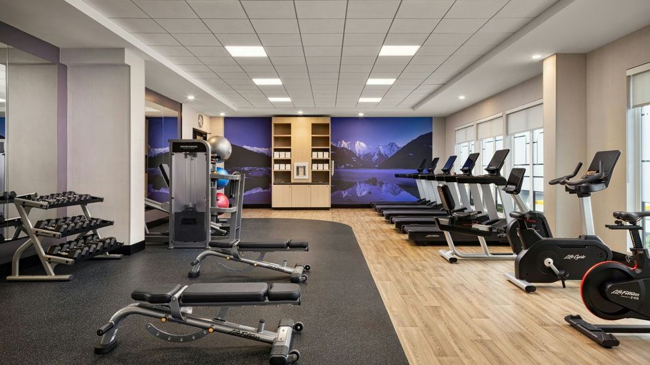Fairfield Inn & Suites Marriott Health Club