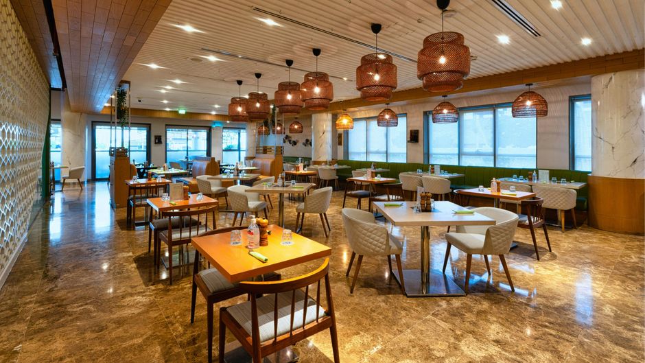 The First Collection Marina Restaurant
