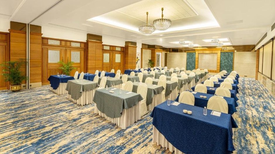 Kohinoor Continental Lobby