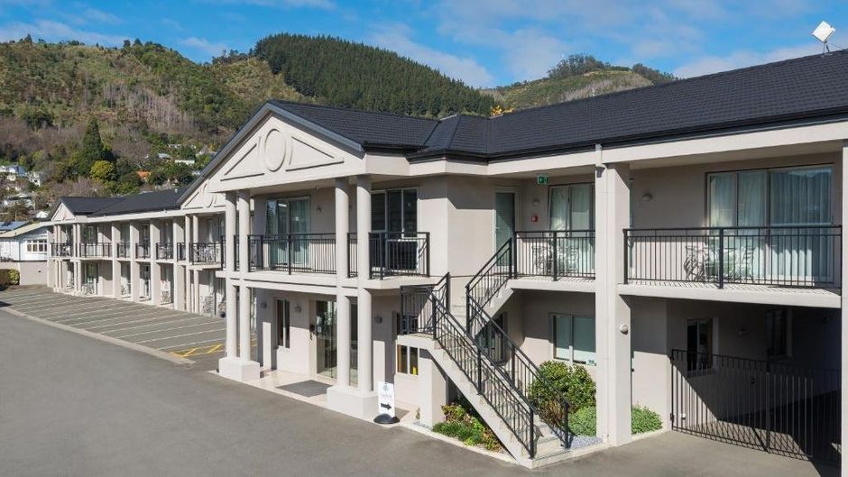 The Hotel Nelson Exterior