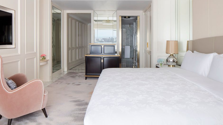 The Langham, Haikou Room