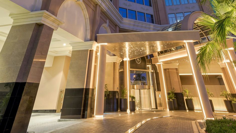 Sheraton Mall of the Emirates Hotel Exterior