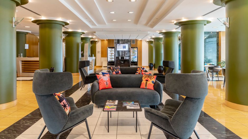 Cristal Hotel Cuneo Lobby