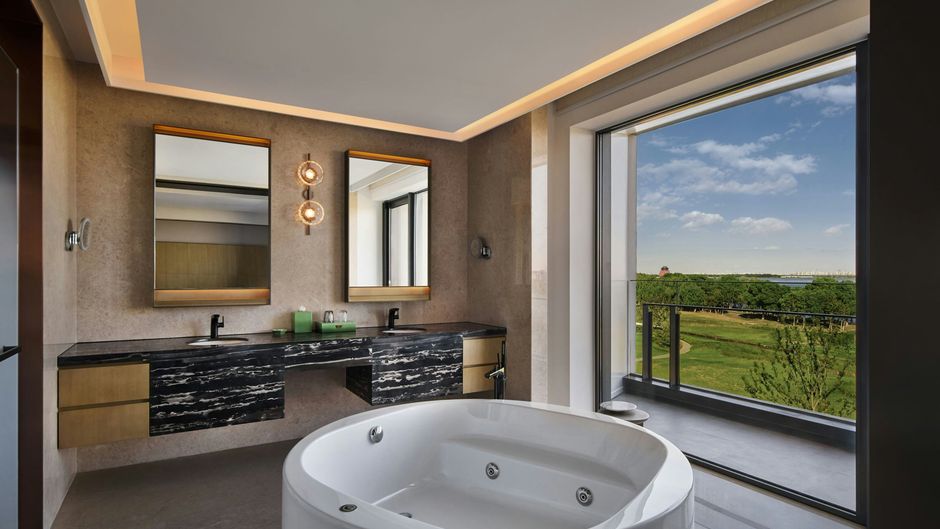 Suzhou Marriott Yangcheng Lake Room