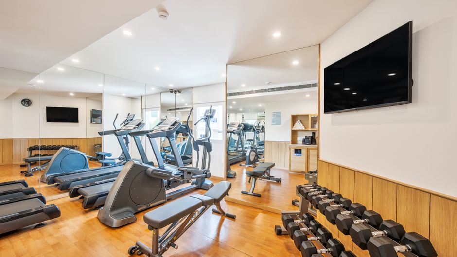 Holiday Inn Express Hyderabad Hitec City Health Club