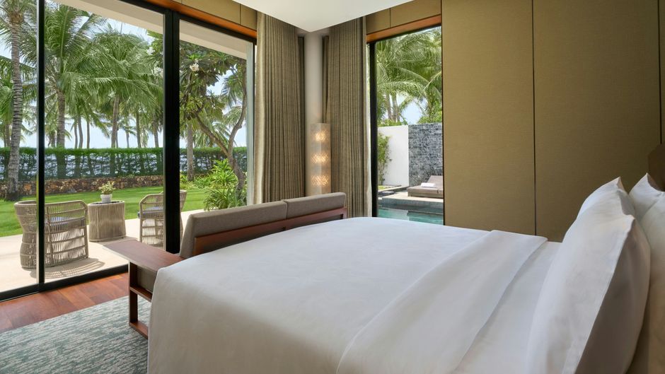 JW Marriott Cam Ranh Bay Resort & Spa Pool