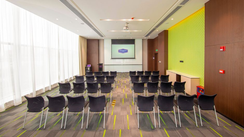 Hampton Inn Zhanjiang Renmin Avenue Meeting