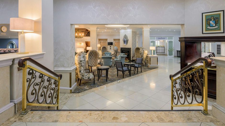 Protea Hotel Balalaika Sandton Lobby